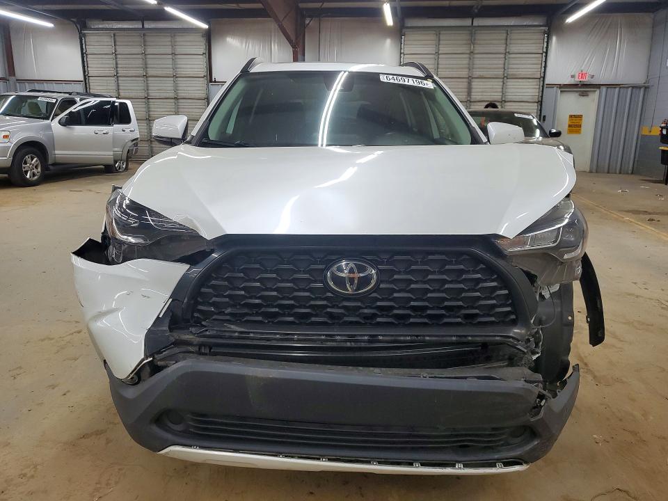 Photo 5 from auction – 2022 TOYOTA COROLLA CROSS with VIN 7MUBAABG2NV030293