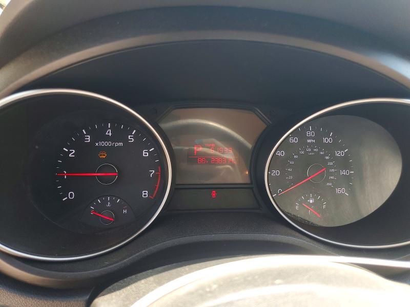 Photo 9 from auction – 2015 KIA SEDONA with VIN KNDMB5C1XF6021456