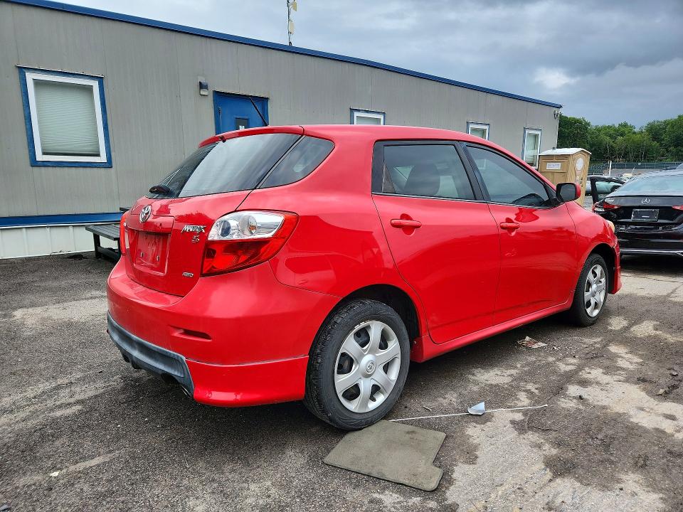 Photo 3 from auction – 2010 TOYOTA COROLLA MATRIX with VIN 2T1LE4EE1AC017326