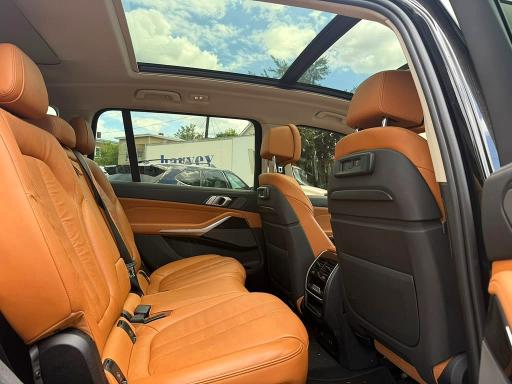 Photo 9 from auction – 2019 BMW X7 with VIN 5UXCX4C59KLS36573
