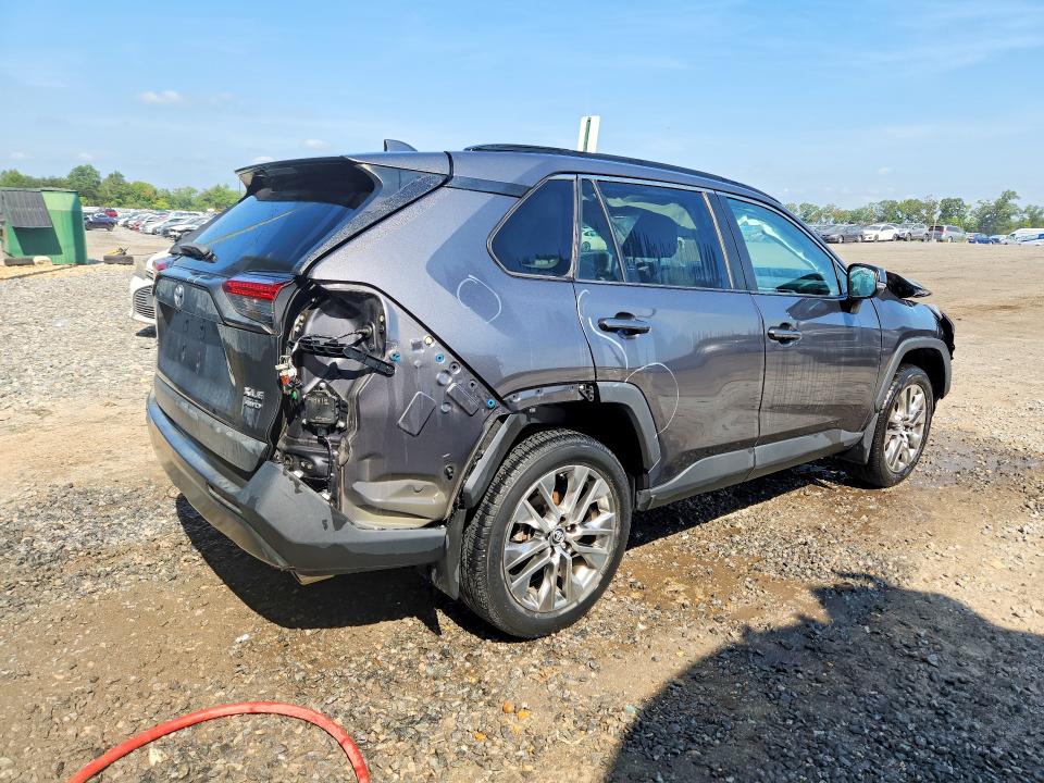 Photo 3 from auction – 2019 TOYOTA RAV4 with VIN 2T3A1RFV9KW073391