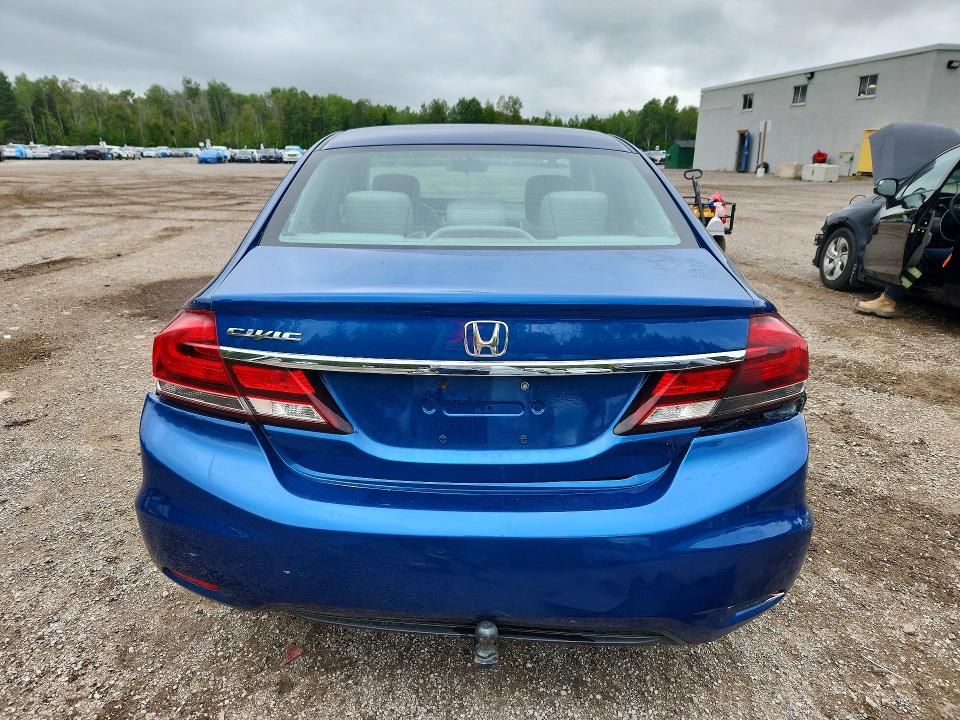 Photo 6 from auction – 2015 HONDA CIVIC with VIN 2HGFB2F40FH005926