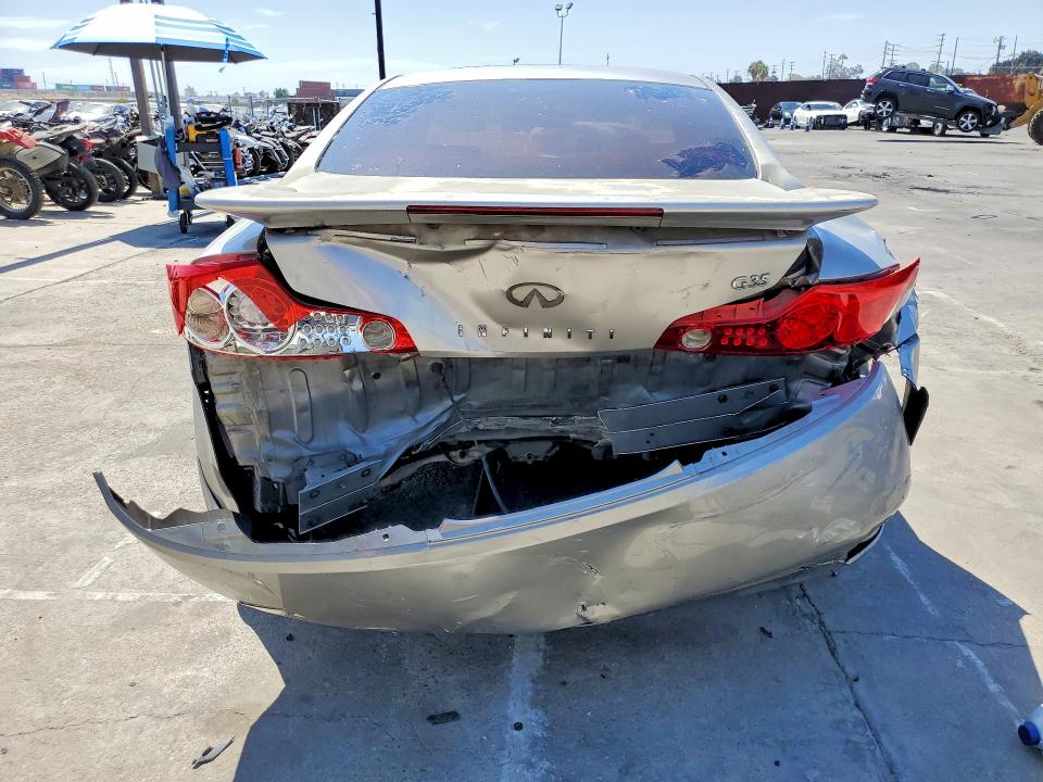 Photo 6 from auction – 2005 INFINITI G35 with VIN JNKCV54E45M412681