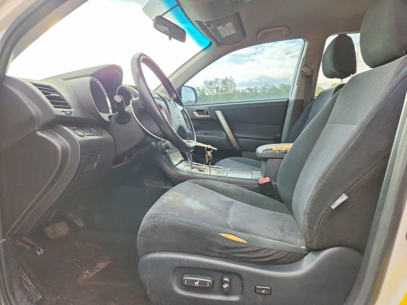 Photo 7 from auction – 2008 TOYOTA HIGHLANDER with VIN JTEES43A882041936