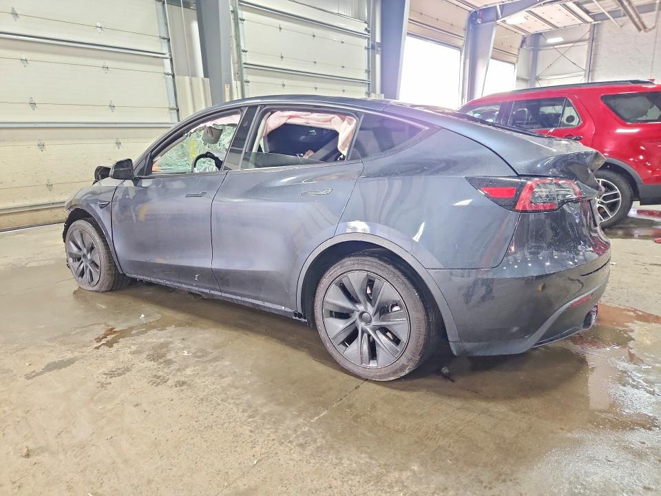 Photo 2 from auction – 2024 TESLA MODEL Y with VIN 7SAYGDEE6RF155776