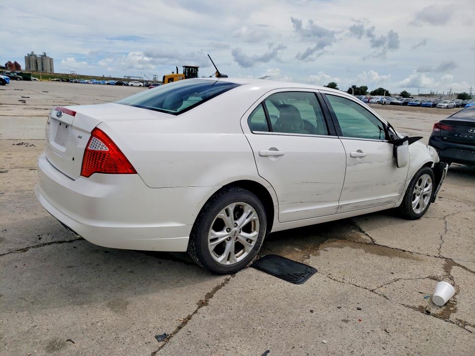 Photo 3 from auction – 2012 FORD FUSION with VIN 3FAHP0HA2CR274967