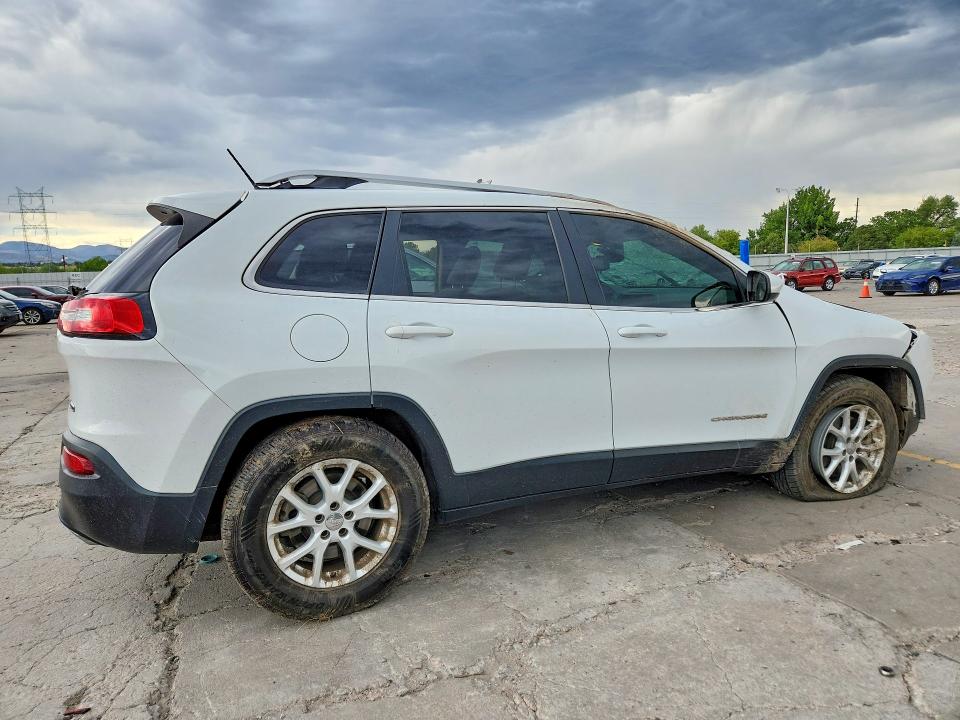 Photo 3 from auction – 2015 JEEP CHEROKEE with VIN 1C4PJMCS9FW562257