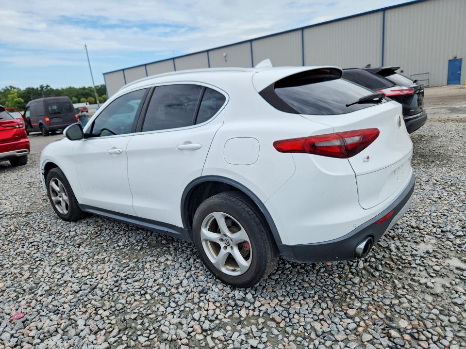Photo 2 from auction – 2018 ALFA ROMEO STELVIO with VIN ZASFAKAN1J7B81381