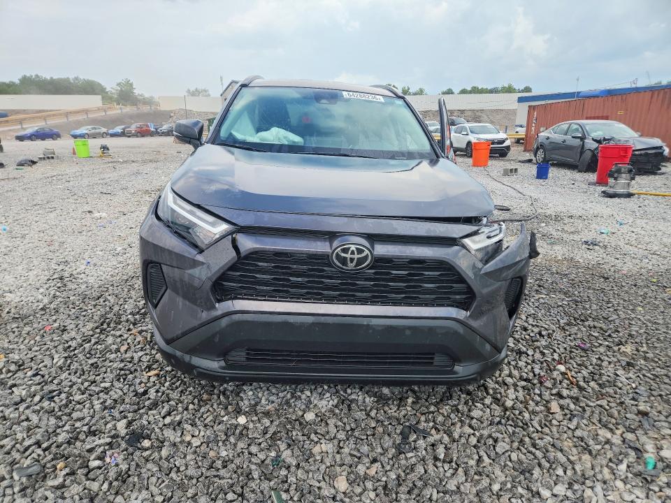 Photo 5 from auction – 2022 TOYOTA RAV4 with VIN 2T3W1RFV7NW224335