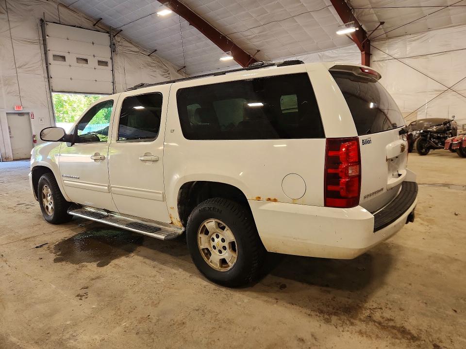 Photo 2 from auction – 2009 CHEVROLET SUBURBAN with VIN 1GNFK26399R243727