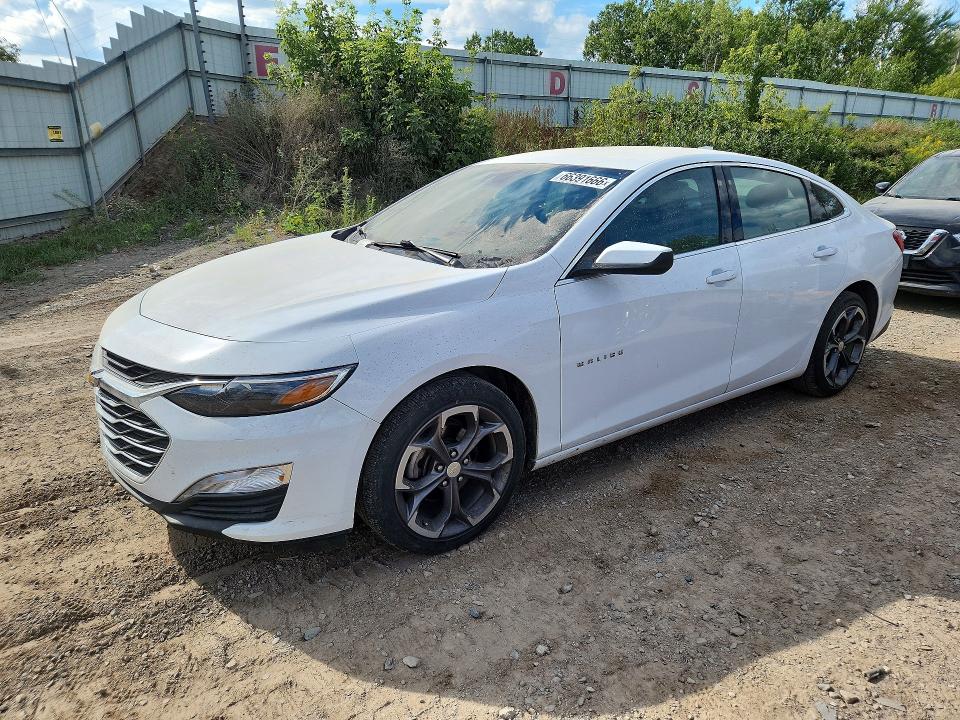 CHEVROLET MALIBU 2023 with VIN 1G1ZD5ST2PF123783 - Photo from auction