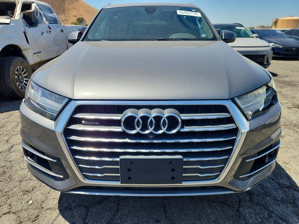 Photo 5 from auction – 2017 AUDI Q7 with VIN WA1LAAF77HD026193