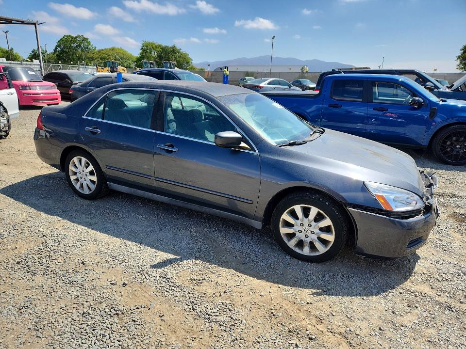 Photo 4 from auction – 2007 HONDA ACCORD with VIN 1HGCM66447A072601
