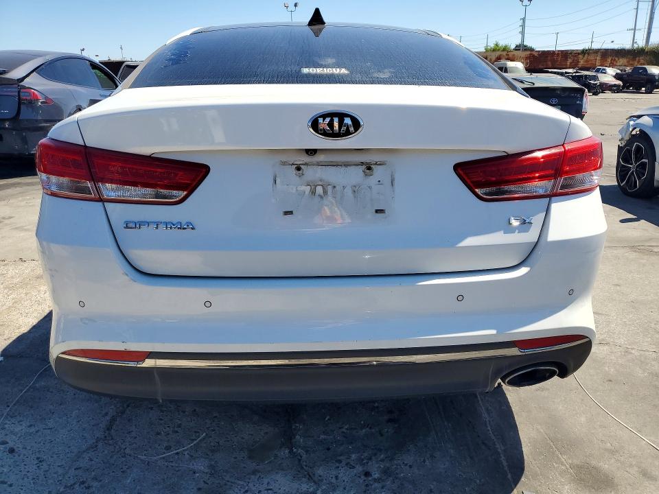 Photo 6 from auction – 2016 KIA OPTIMA with VIN 5XXGU4L35GG046934