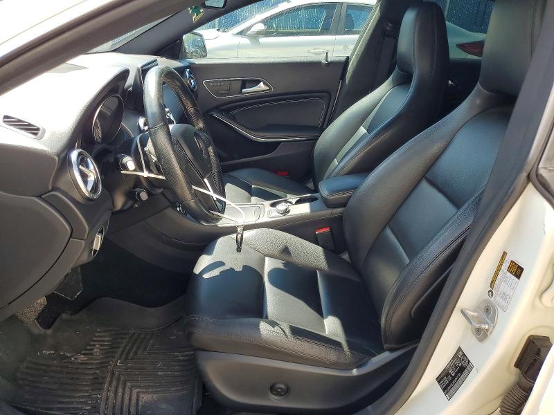Photo 7 from auction – 2014 MERCEDES-BENZ CLA with VIN WDDSJ4GB2EN092734