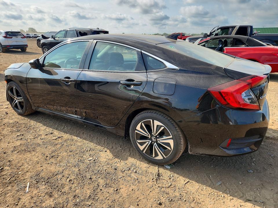 Photo 2 from auction – 2017 HONDA CIVIC with VIN 19XFC1F74HE005250
