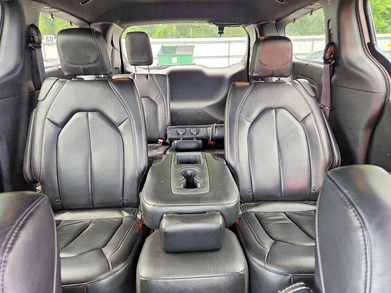Photo 10 from auction – 2022 CHRYSLER PACIFICA with VIN 2C4RC1BG2NR232255