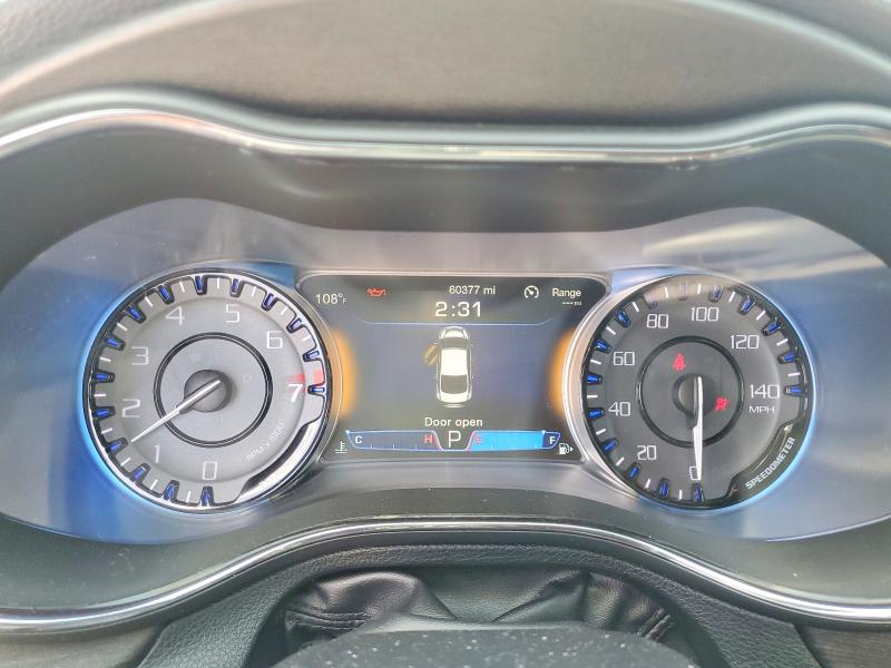Photo 9 from auction – 2016 CHRYSLER 200 with VIN 1C3CCCDG9GN152308