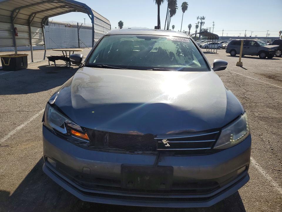 Photo 5 from auction – 2016 VOLKSWAGEN JETTA with VIN 3VWL17AJ3GM393619