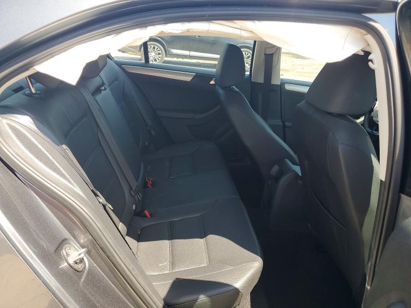 Photo 10 from auction – 2017 VOLKSWAGEN JETTA with VIN 3VWDB7AJ9HM202613