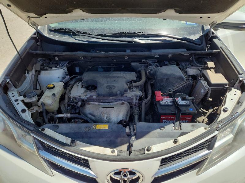 Photo 11 from auction – 2015 TOYOTA RAV4 with VIN 2T3DFREV2FW398633