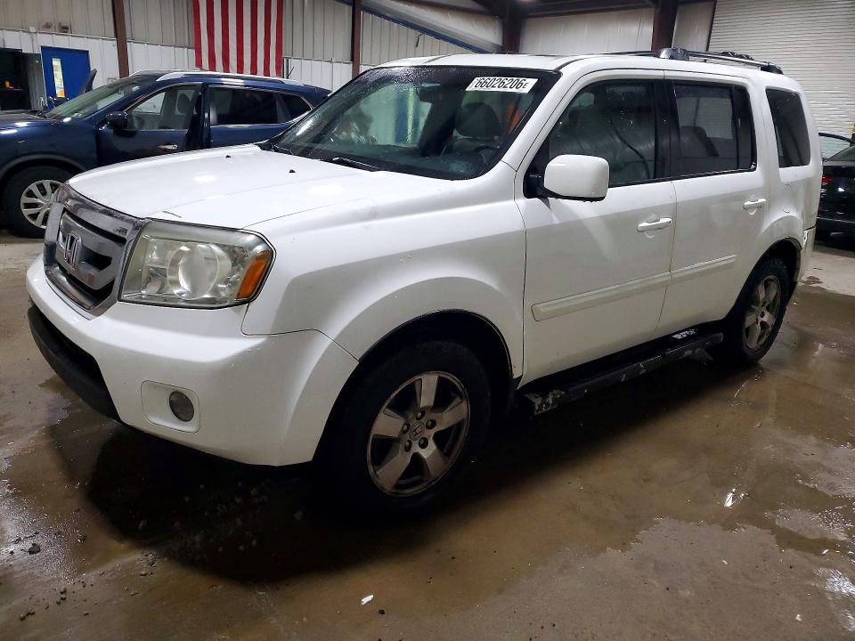 HONDA PILOT 2011 with VIN 5FNYF4H59BB079049 - Photo from auction