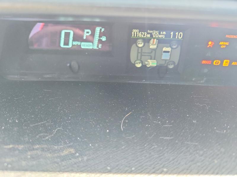 Photo 9 from auction – 2014 TOYOTA PRIUS C with VIN JTDKDTB3XE1061895
