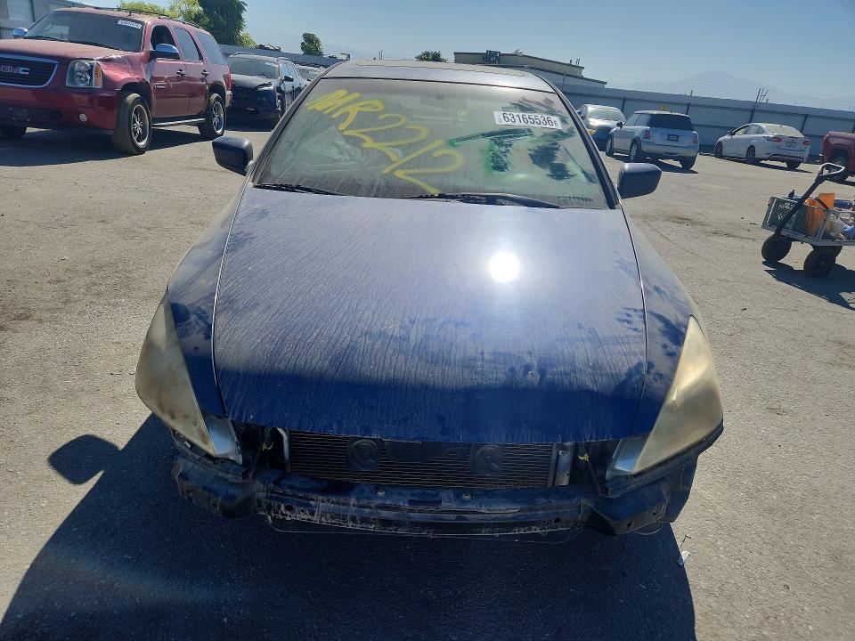 Снимка 5 от търг – 2003 HONDA ACCORD с VIN JHMCM56693C046678