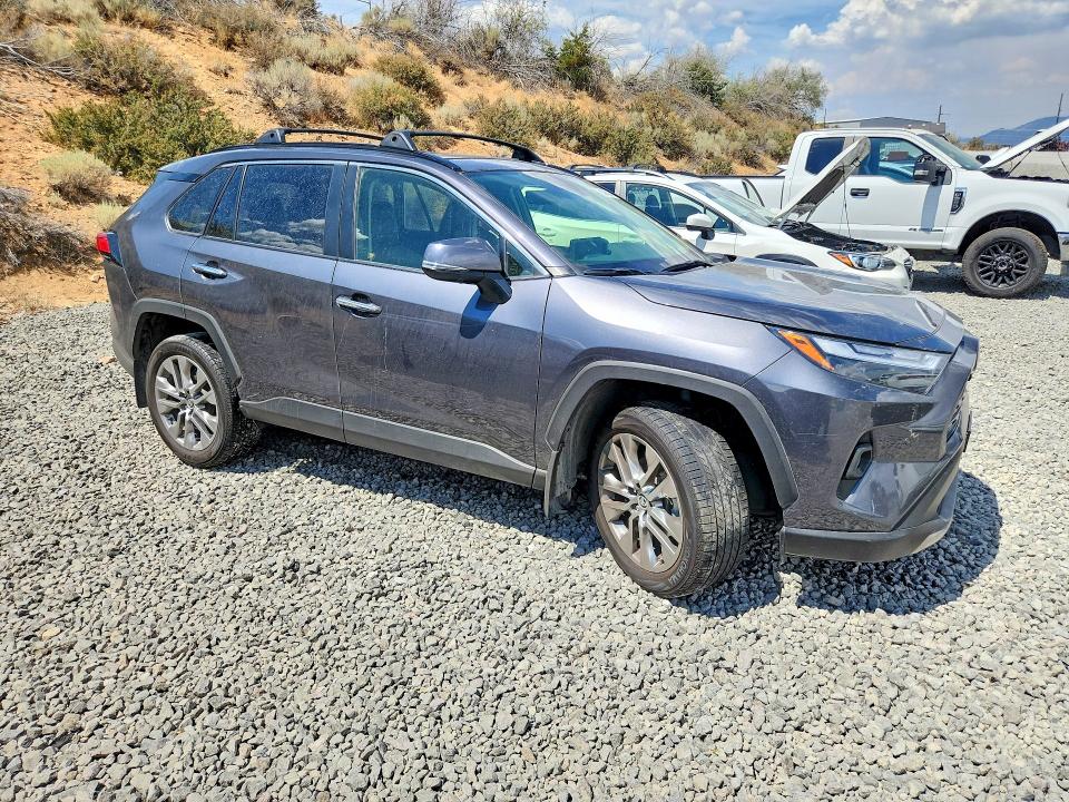 Photo 4 from auction – 2024 TOYOTA RAV4 with VIN JTMN1RFV0RJ042914