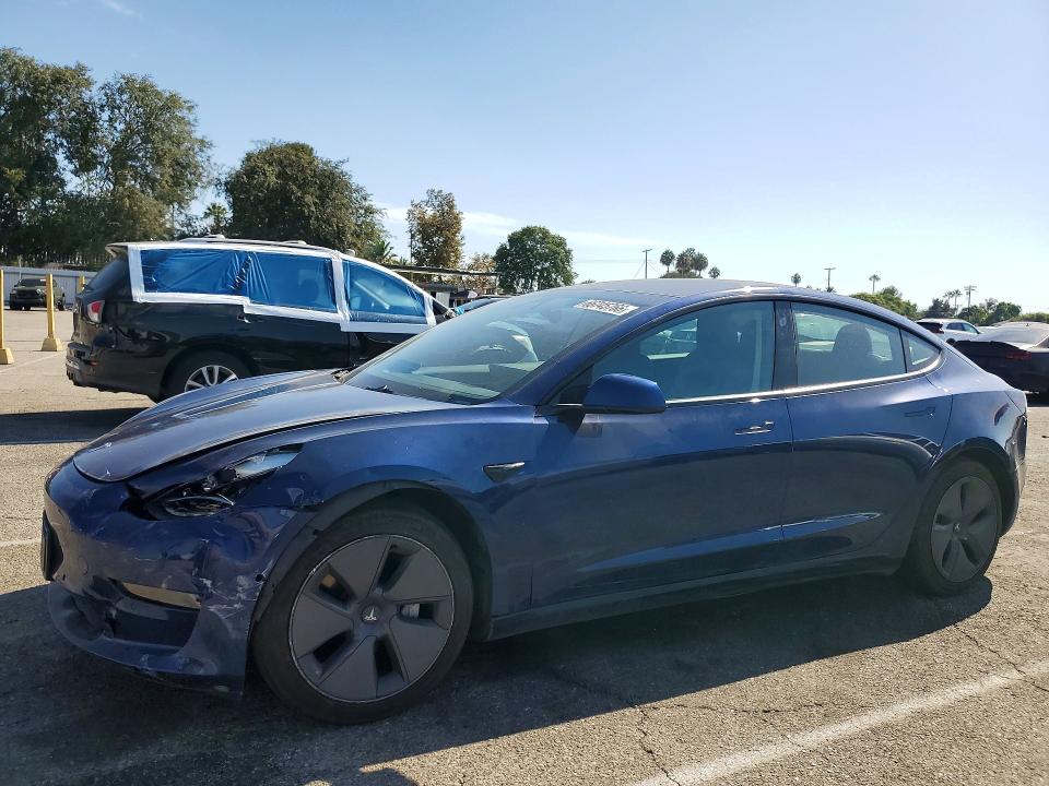 TESLA MODEL 3 2022 with VIN 5YJ3E1EA9NF148470 - Photo from auction