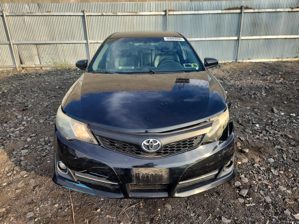 Zdjęcie 5 z aukcji – 2014 TOYOTA CAMRY z VIN 4T1BF1FK8EU418677