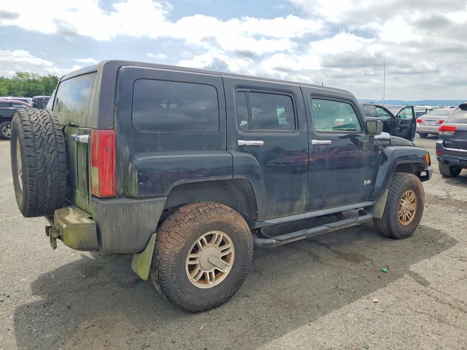 Photo 3 from auction – 2006 HUMMER H3 with VIN 5GTDN136468329182