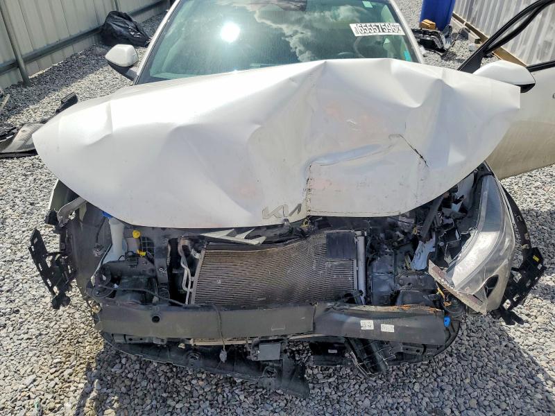Photo 11 from auction – 2025 KIA K4 with VIN 3KPFT4DE9SE132683