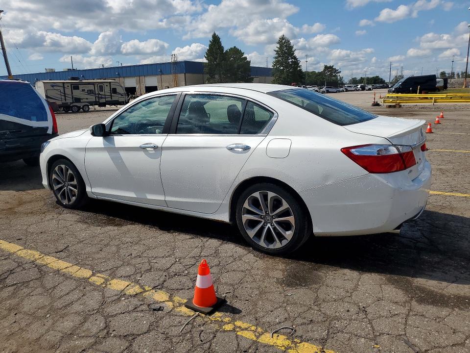 Photo 2 from auction – 2014 HONDA ACCORD with VIN 1HGCR2F52EA212189