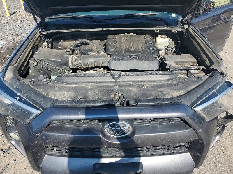 Photo 12 from auction – 2016 TOYOTA 4RUNNER with VIN JTEBU5JR4G5333950