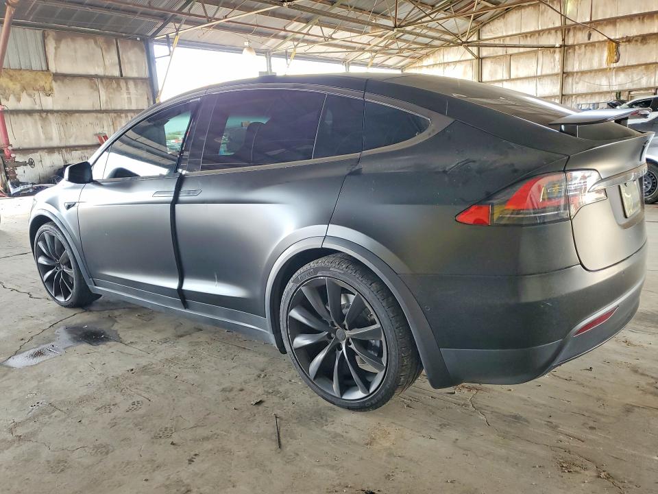 Photo 2 from auction – 2017 TESLA MODEL X with VIN 5YJXCBE2XHF070503