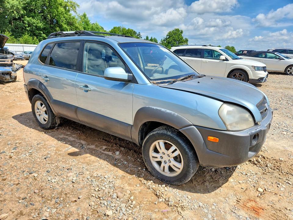 Photo 4 from auction – 2008 HYUNDAI TUCSON with VIN KM8JN12D28U895776