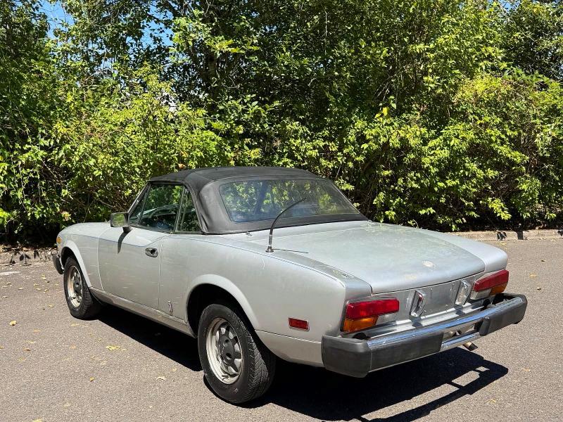 Photo 3 from auction – 1980 FIAT 124 SPIDER with VIN 124CS20160757