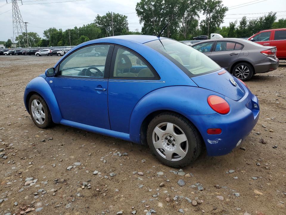 Photo 2 from auction – 2001 VOLKSWAGEN NEW BEETLE with VIN 3VWBB21C51M475646