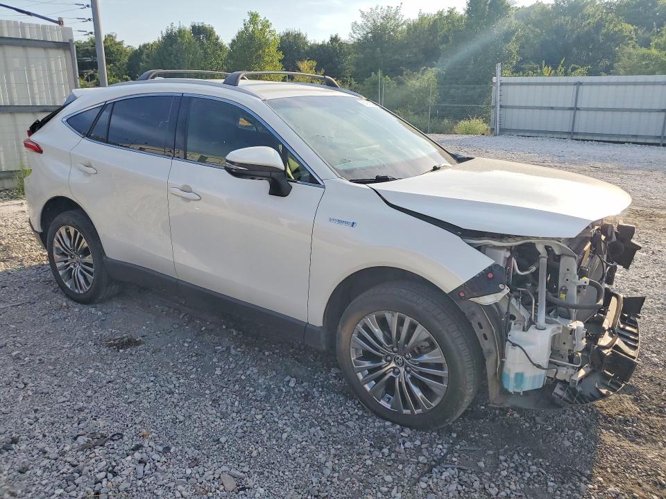 Photo 4 from auction – 2021 TOYOTA VENZA with VIN JTEAAAAH9MJ063783