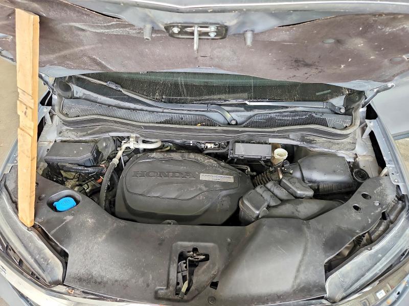 Photo 12 from auction – 2016 HONDA PILOT with VIN 5FNYF6H3XGB111962