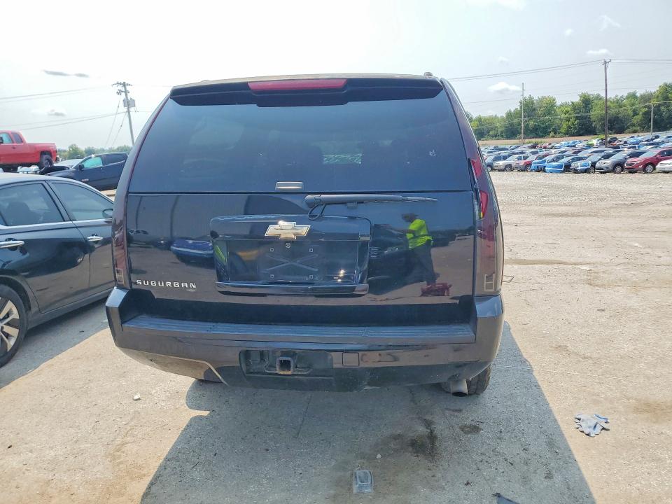 Photo 6 from auction – 2007 CHEVROLET SUBURBAN with VIN 3GNGC26K27G156175