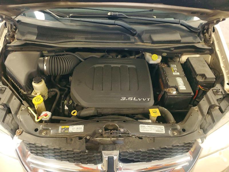 Photo 12 from auction – 2015 DODGE GRAND CARAVAN with VIN 2C4RDGBG9FR667002
