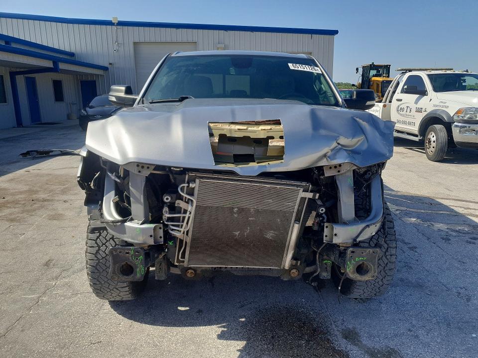 Photo 5 from auction – 2021 RAM 1500 with VIN 1C6SRFFT9MN619585