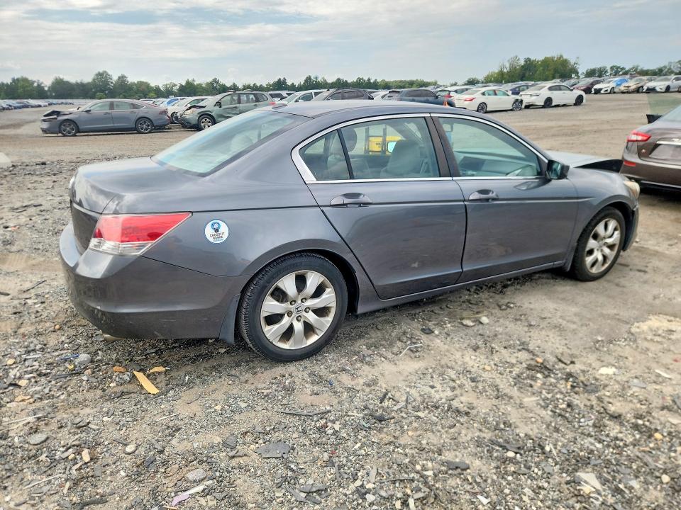 Photo 3 from auction – 2010 HONDA ACCORD with VIN 1HGCP2F86AA005461