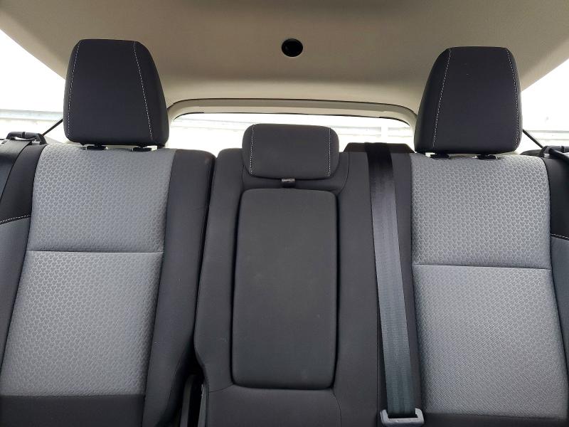Photo 10 from auction – 2018 FORD ESCAPE with VIN 1FMCU9GD5JUB05394