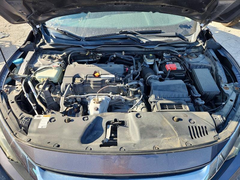 Photo 11 from auction – 2018 HONDA CIVIC with VIN 19XFC2F52JE011624