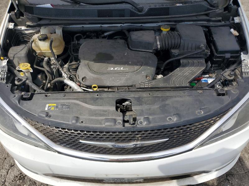 Photo 12 from auction – 2018 CHRYSLER PACIFICA with VIN 2C4RC1BGXJR110558