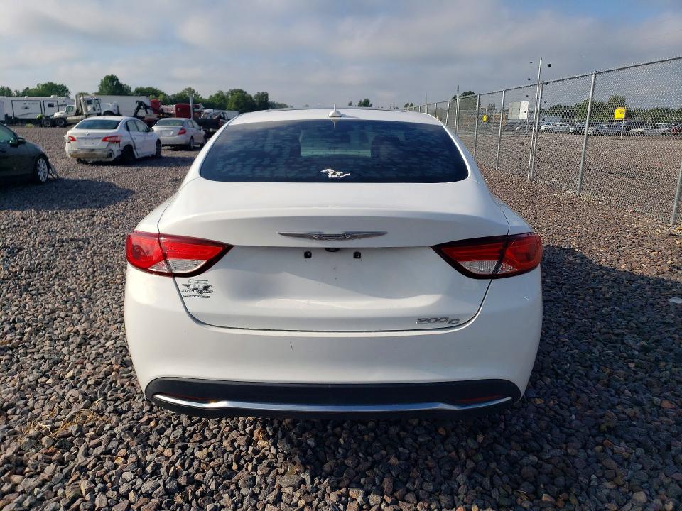 Photo 6 from auction – 2016 CHRYSLER 200 with VIN 1C3CCCCB5GN147595