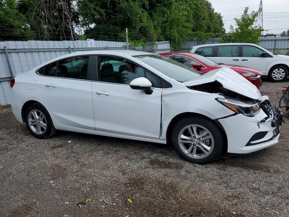 Photo 4 from auction – 2018 CHEVROLET CRUZE with VIN 1G1BE5SM4J7245246